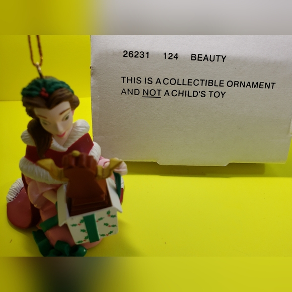 Walt Disney - Beauty by Grolier - Picture 4 of 14